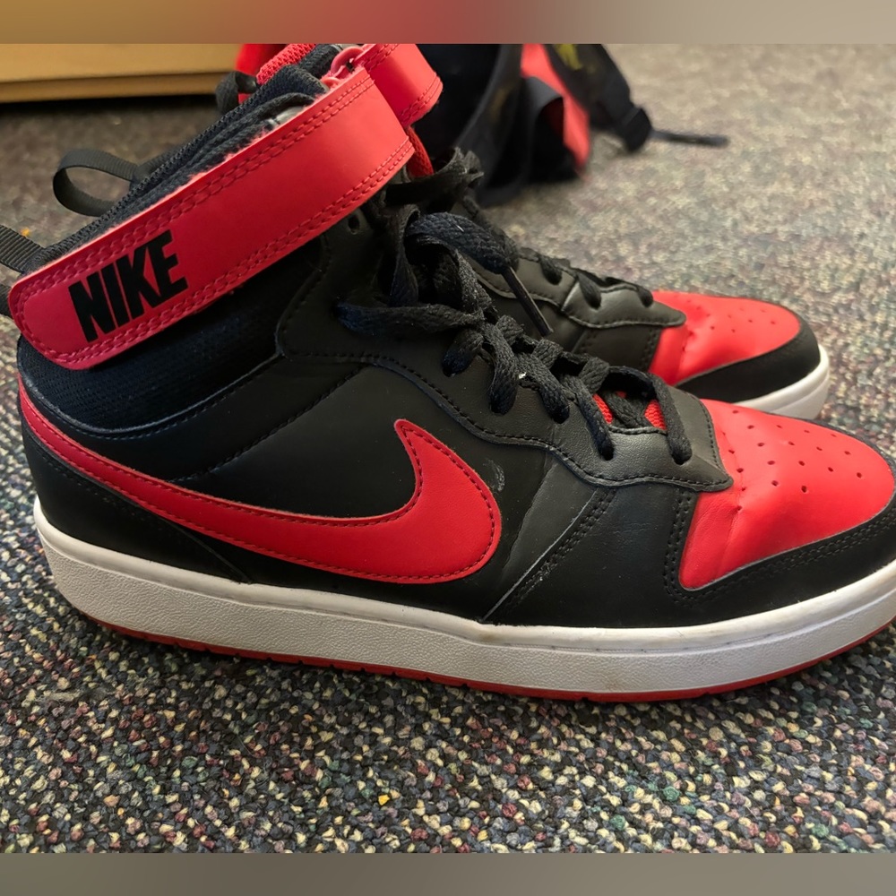 Youth Jordan 1